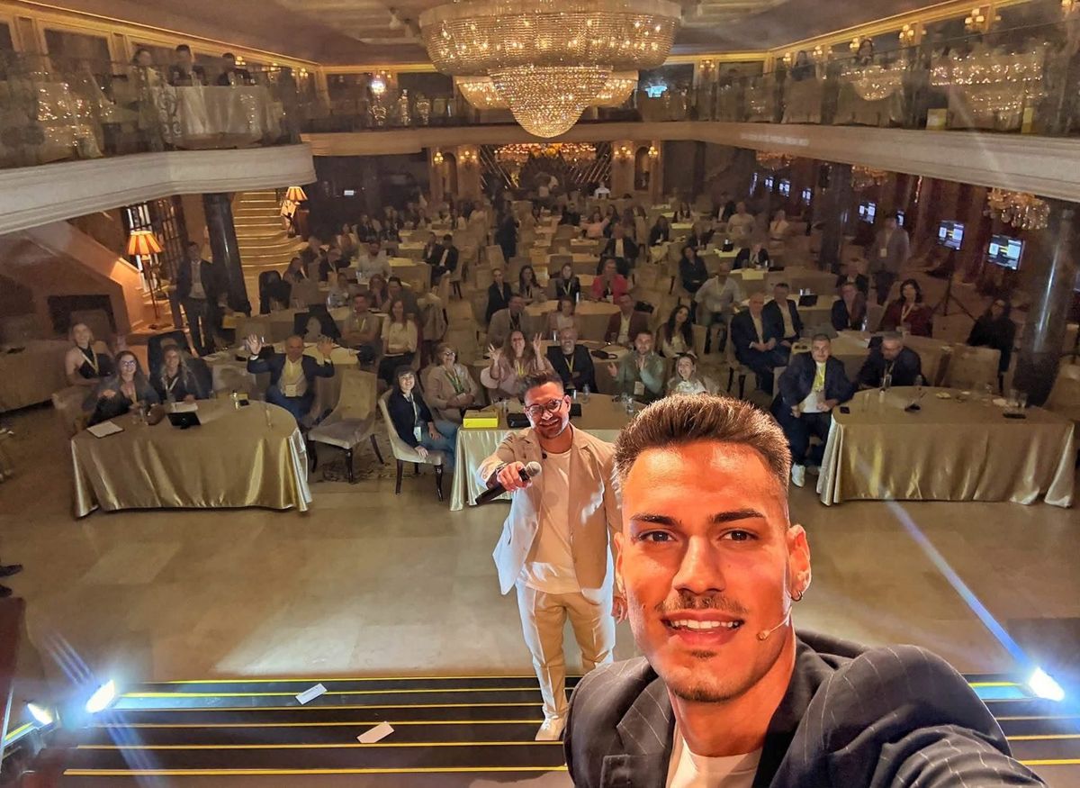 Selfie cu sala la MBV Summit 2026