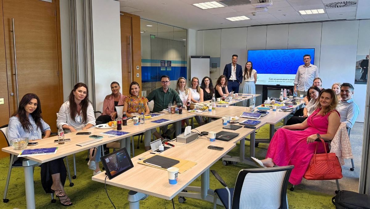 Robert-Nicolae Feraru · Allergan Aesthetics, an AbbVie Company · brand personal